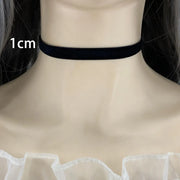 Gothic Style Black Velvet Choker Necklaces Rope Women Tattoo Necklace Neck Decoration Short Chocker Jewelry On The Neck Collar