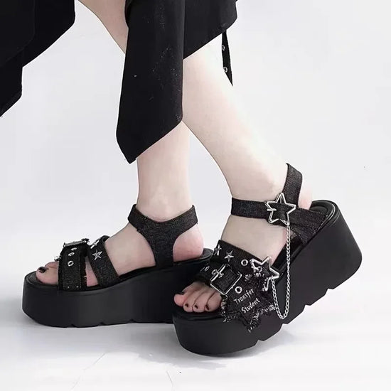 Women Fashion Buckle Platform Sandals Thick Bottom Wedge Heel Sandals Chain Decor Gothic Summer Shoes Women Sandalias De Mujer