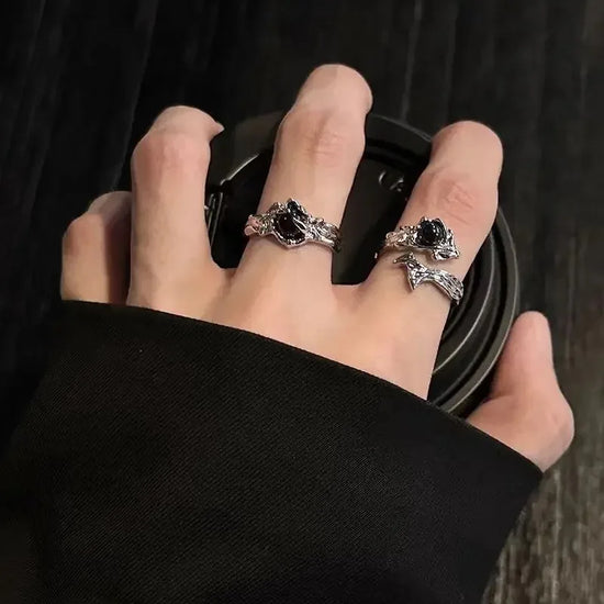 Gothic Irregular Gemstone Ring Aesthetic Girls Adjustable Black Stone Ring Women's Liquid Punk Ring Vintage Jewelry Accessories