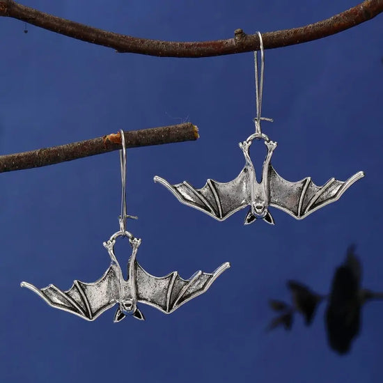 Gothic Decor DIY Jewelry Bat Earrings Creative Retro Halloween Earrings Alloy Punk Simulated Animal Pendant Carnival