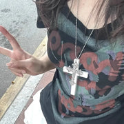 Gothic Punk Large Wood Cross Pendant Necklace Y2k 3D Relief Flower Metal Cross Double Pendant Necklace Jewelry Gifts Accessories