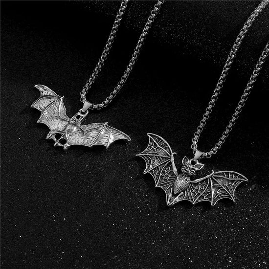 Gothic Alloy Bat Pendant Necklace Men Women Fashion Neck Jewelry Cool Girls Halloween Party Personality Necklaces Accessories