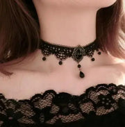 Neo-Gothic Black Sexy Lace Chokers Necklace for Women Fashion Retro Clavicle Chain Halloween Collar Y2K Decoration Jewelry Gifts