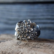 Gothic Flower Sugar Skull Ring for Men and Women New Hip-hop Punk Flower Ring Couple Gift Fashion Banquet Party Accessories