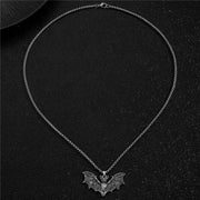 Gothic Alloy Bat Pendant Necklace Men Women Fashion Neck Jewelry Cool Girls Halloween Party Personality Necklaces Accessories