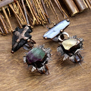 Gothic Natural Crystal Rings Boho Hypoallergenic Adjustable Rings Unique Design Alloy Raw Stone Rings Alternative Fashion