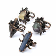 Gothic Natural Crystal Rings Hypoallergenic Unique Design Adjustable Rings Alloy Boho Raw Stone Rings Alternative Fashion
