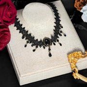 Gothic Black Choker Necklace for Women Vintage Goth Velvet Lace Collar Crystal Pendent Necklace Halloween Cosplay Party Jewelry